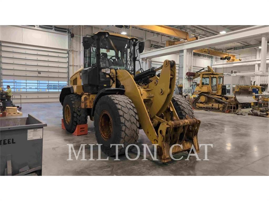 CAT 930M Utovarivači na točkove