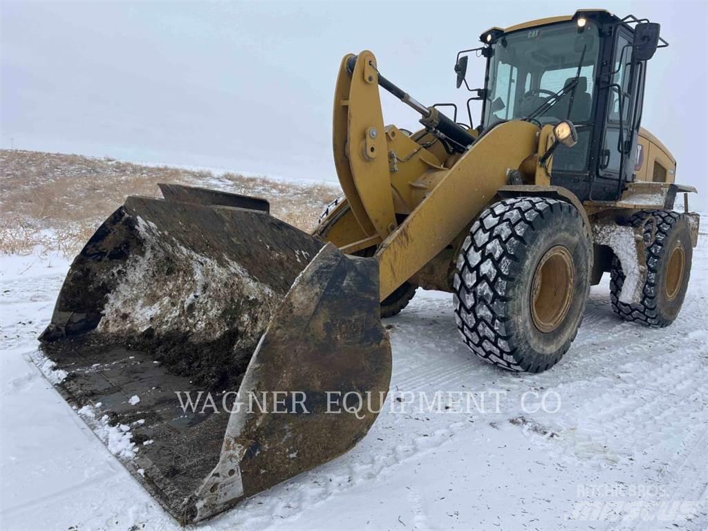 CAT 930M Utovarivači na točkove