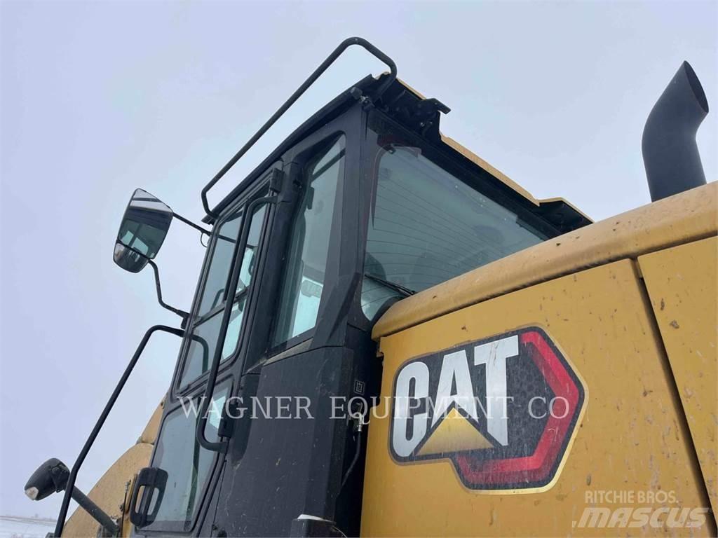 CAT 930M Utovarivači na točkove