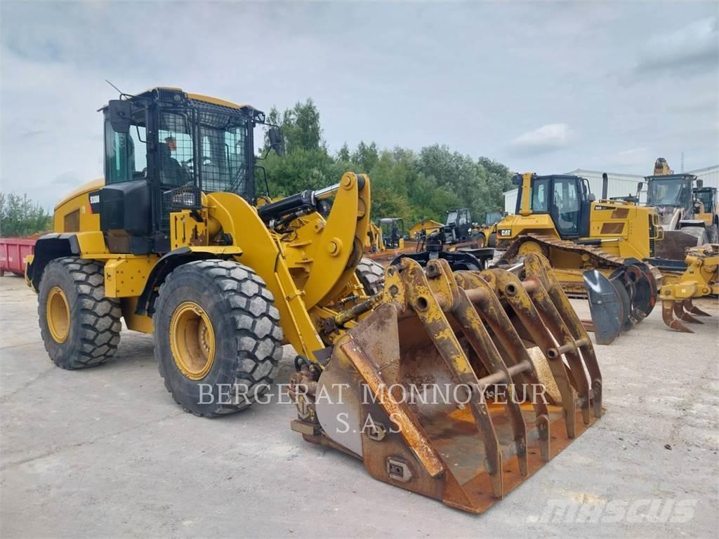 CAT 930M Utovarivači na točkove