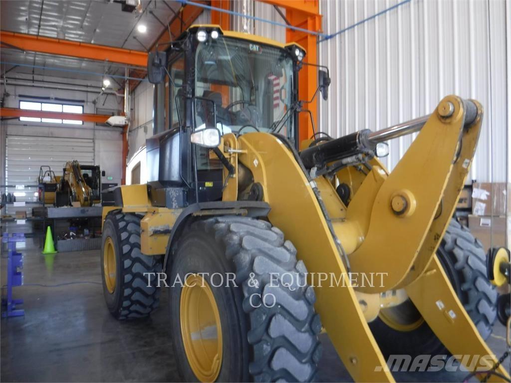 CAT 930M Utovarivači na točkove