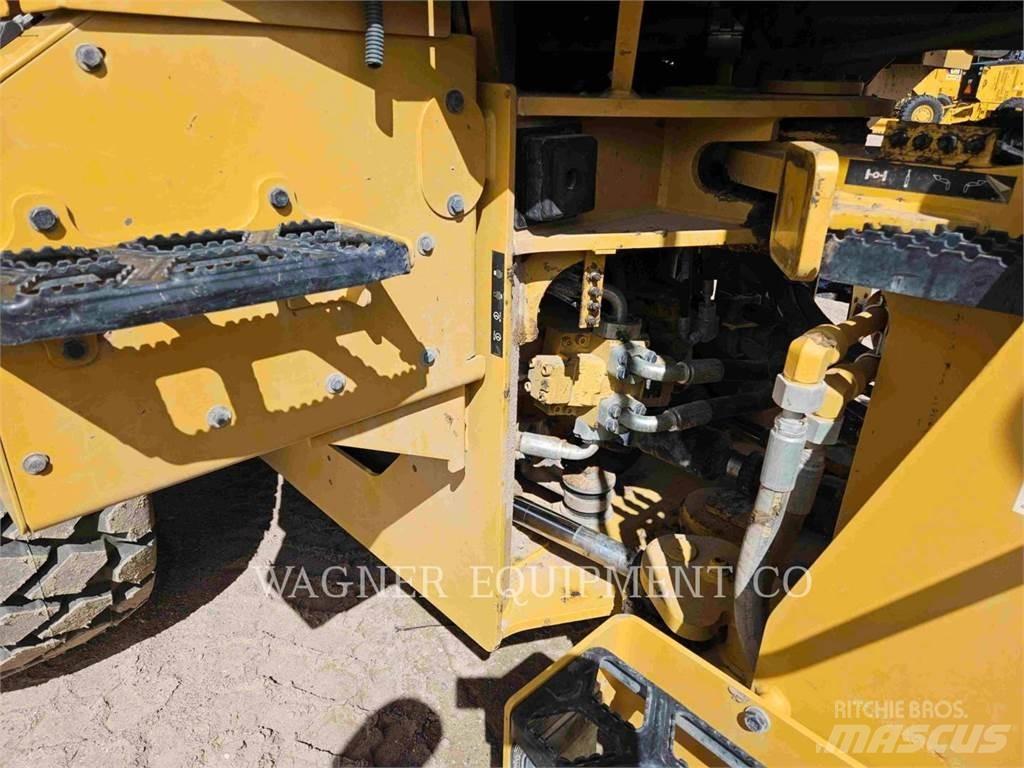 CAT 938M Utovarivači na točkove
