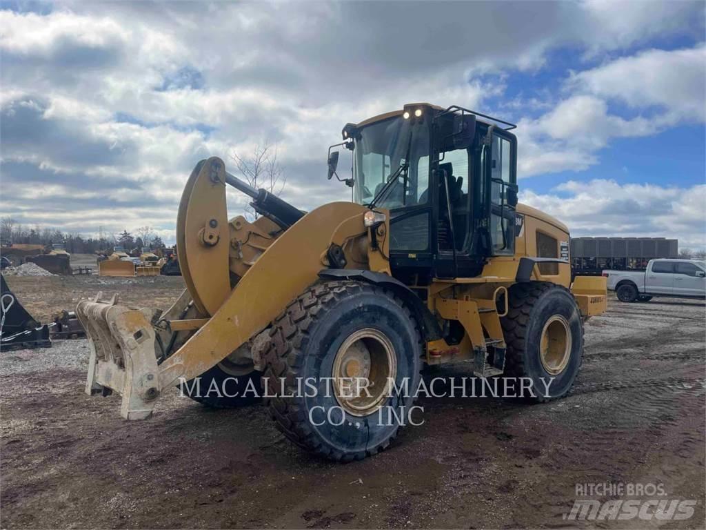 CAT 938M Utovarivači na točkove