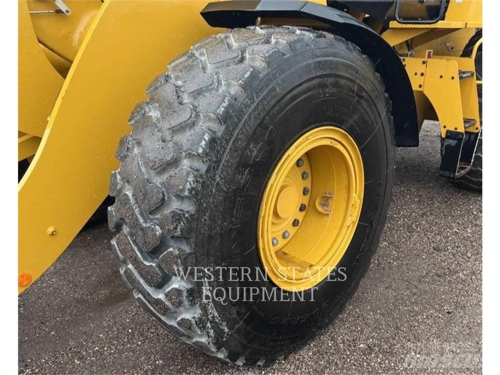 CAT 938M Utovarivači na točkove