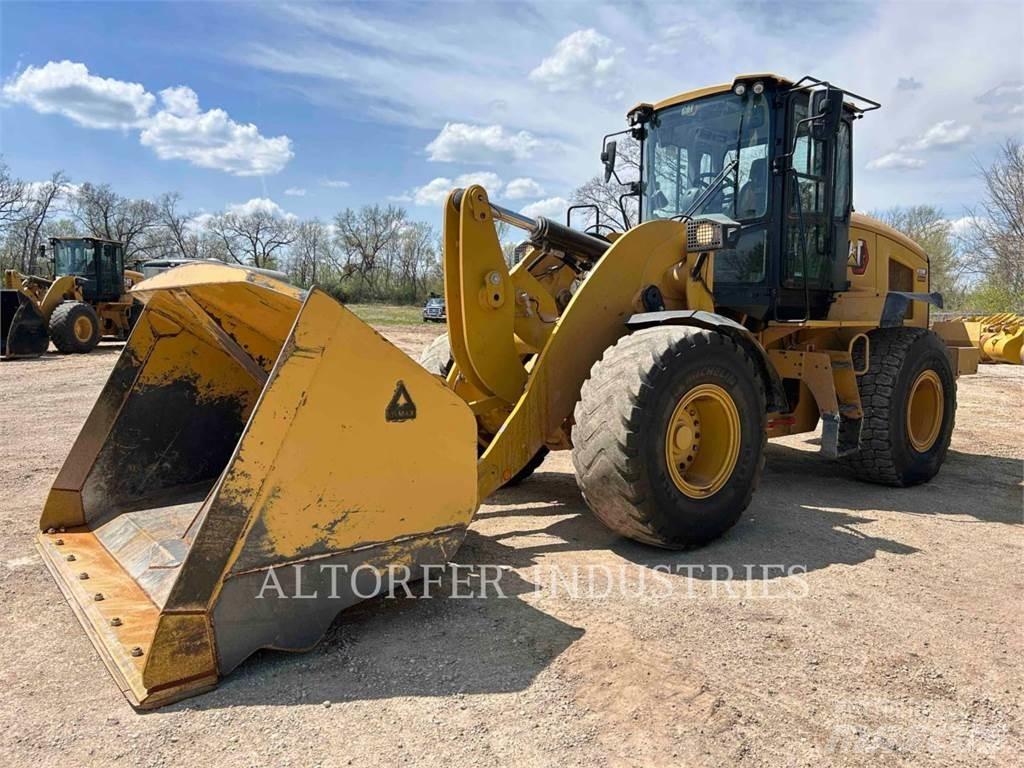 CAT 938M Utovarivači na točkove
