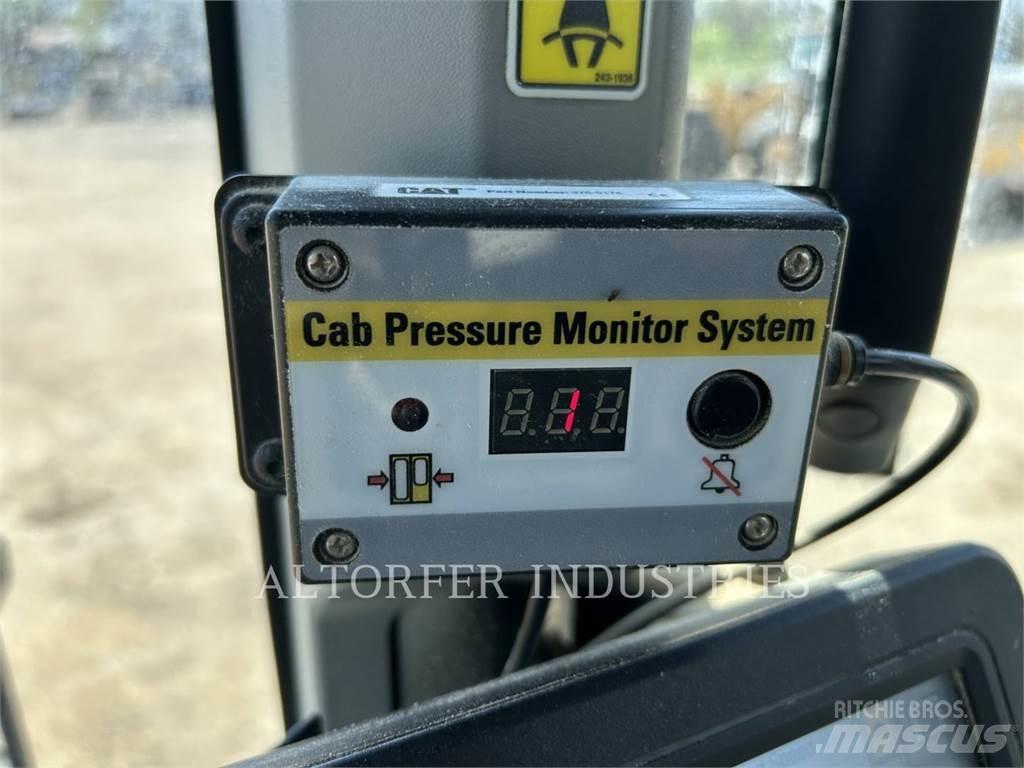 CAT 938M Utovarivači na točkove