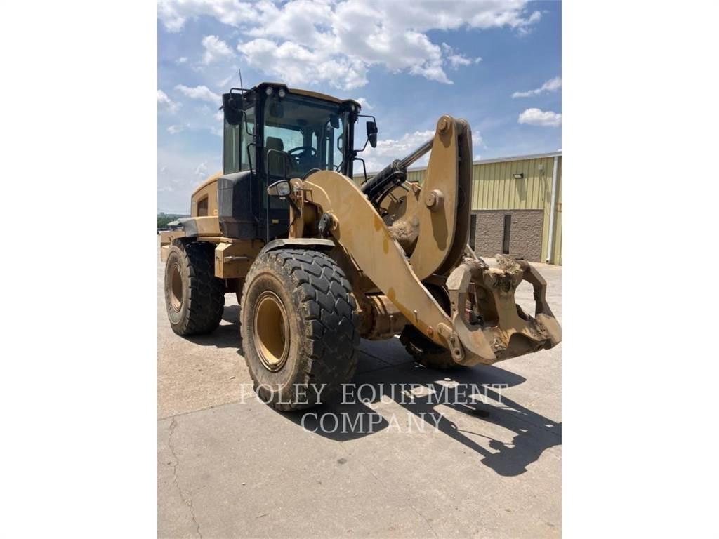 CAT 938M Utovarivači na točkove