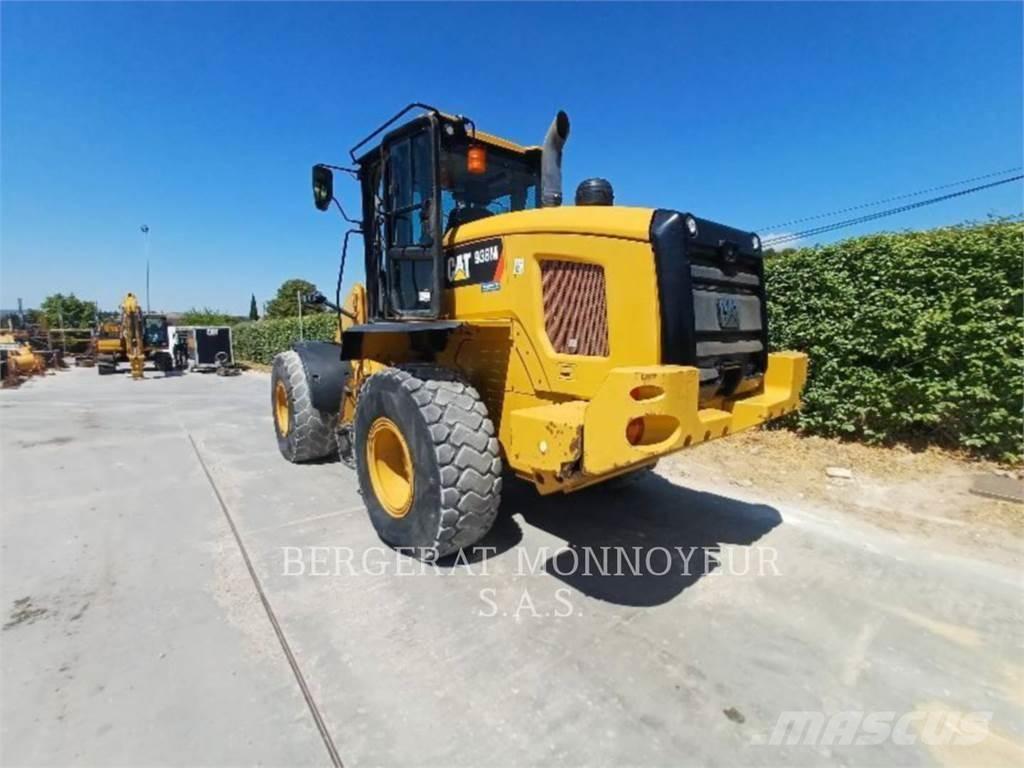 CAT 938M Utovarivači na točkove