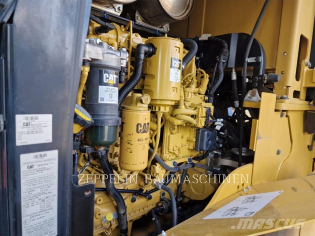 CAT 938M Utovarivači na točkove