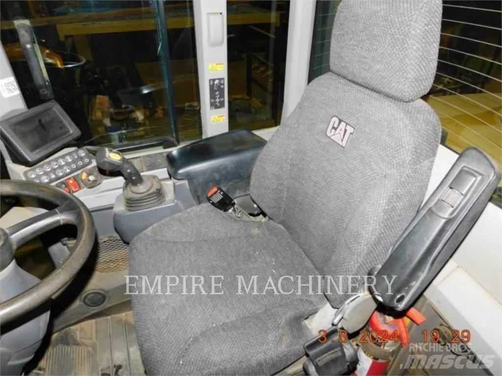 CAT 938M FC Utovarivači na točkove