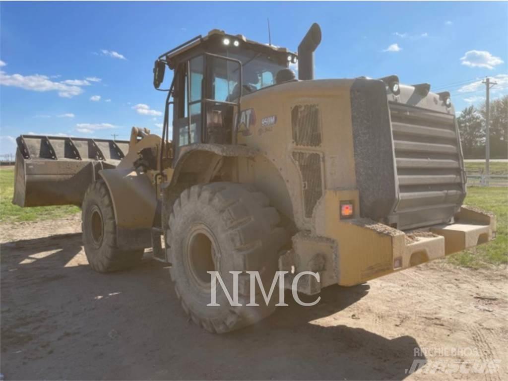 CAT 950M Utovarivači na točkove