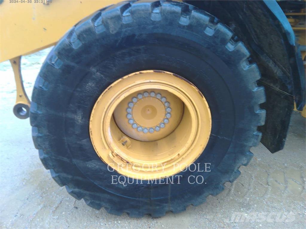 CAT 950M Utovarivači na točkove