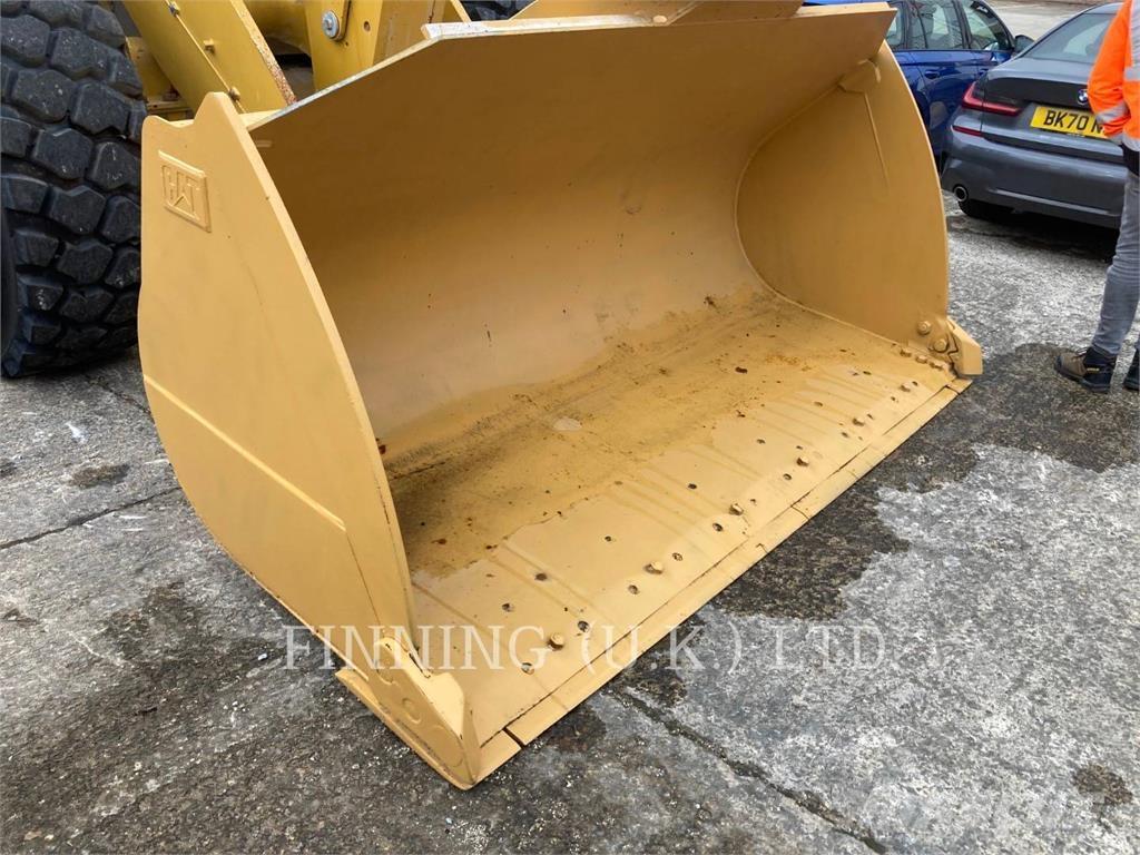 CAT 950M Utovarivači na točkove