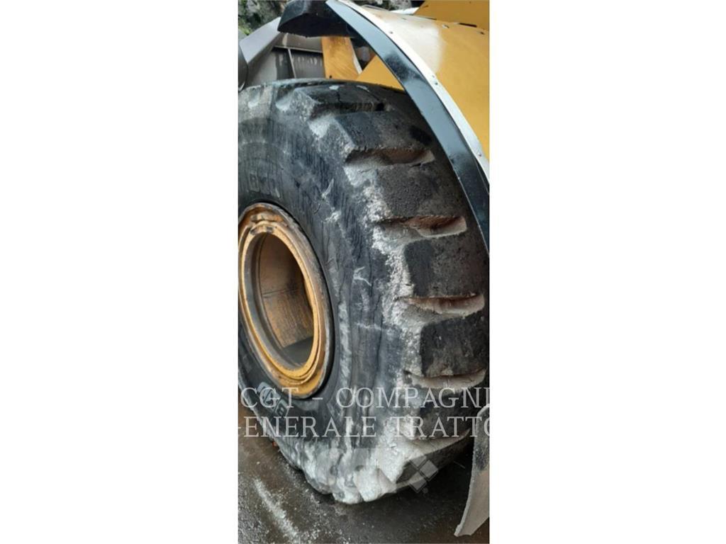 CAT 950M Utovarivači na točkove