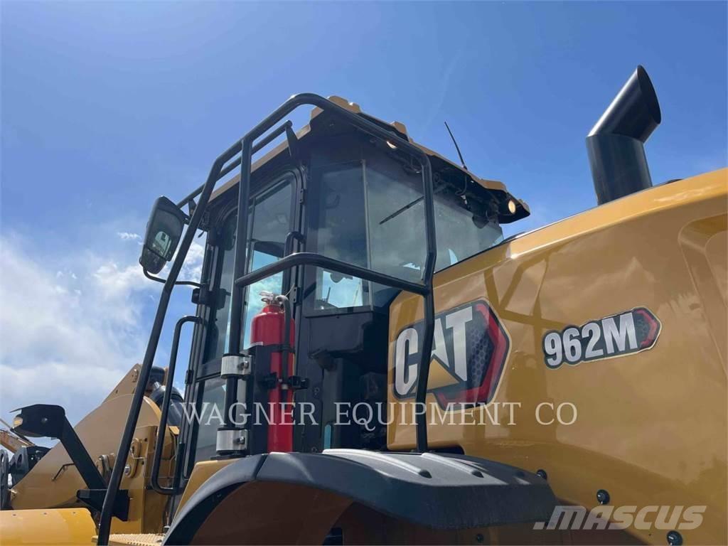 CAT 962M Utovarivači na točkove