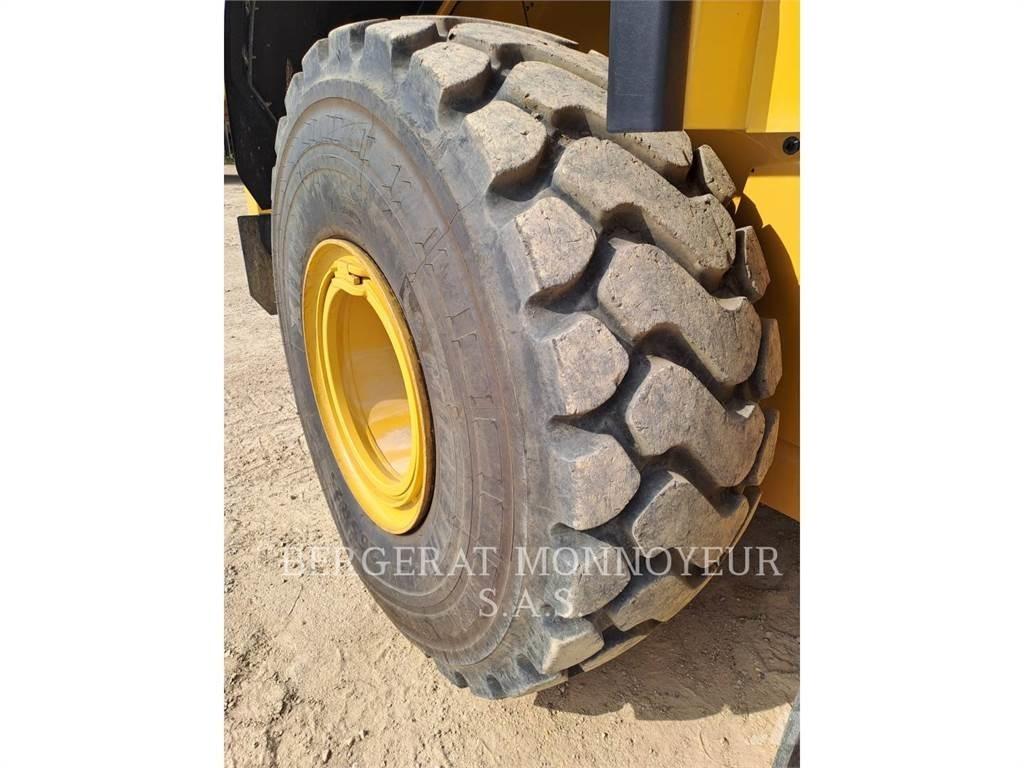 CAT 966 Utovarivači na točkove