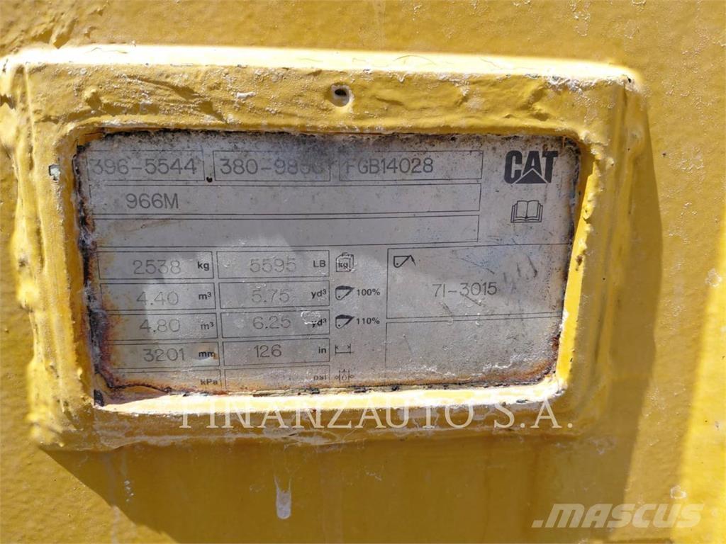 CAT 966 Utovarivači na točkove