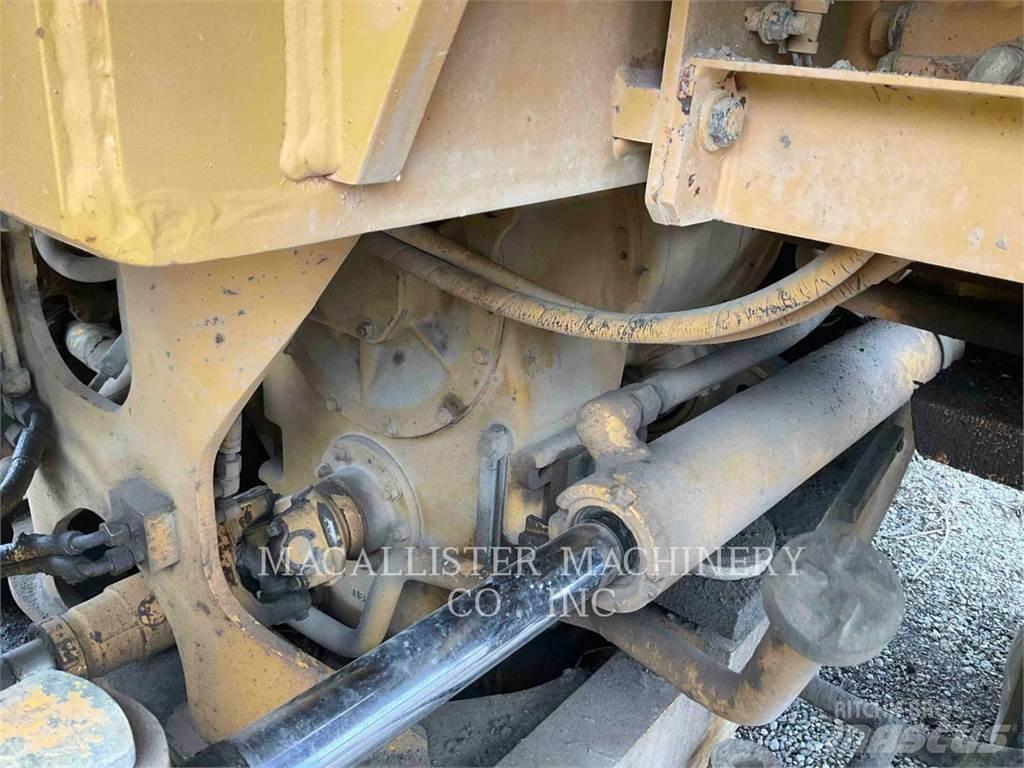 CAT 966G Utovarivači na točkove
