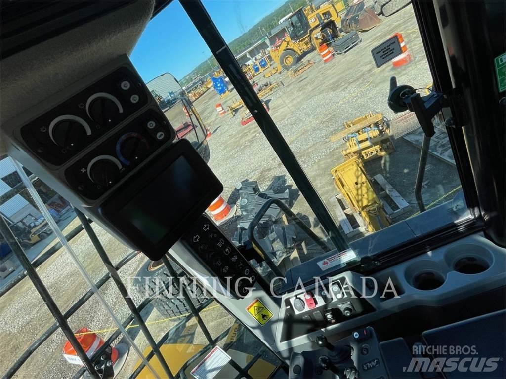 CAT 966M Utovarivači na točkove