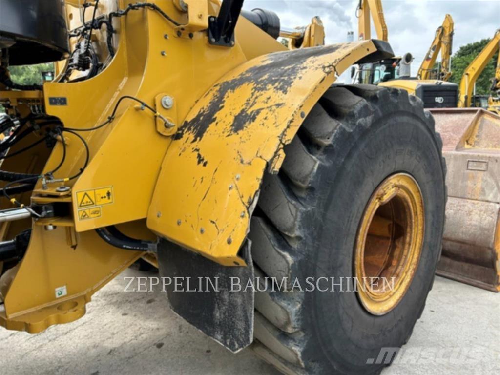 CAT 966M Utovarivači na točkove