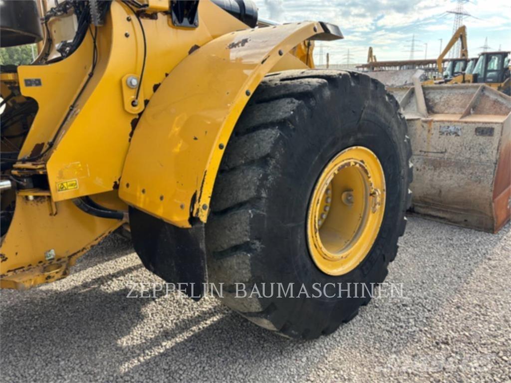CAT 966M Utovarivači na točkove