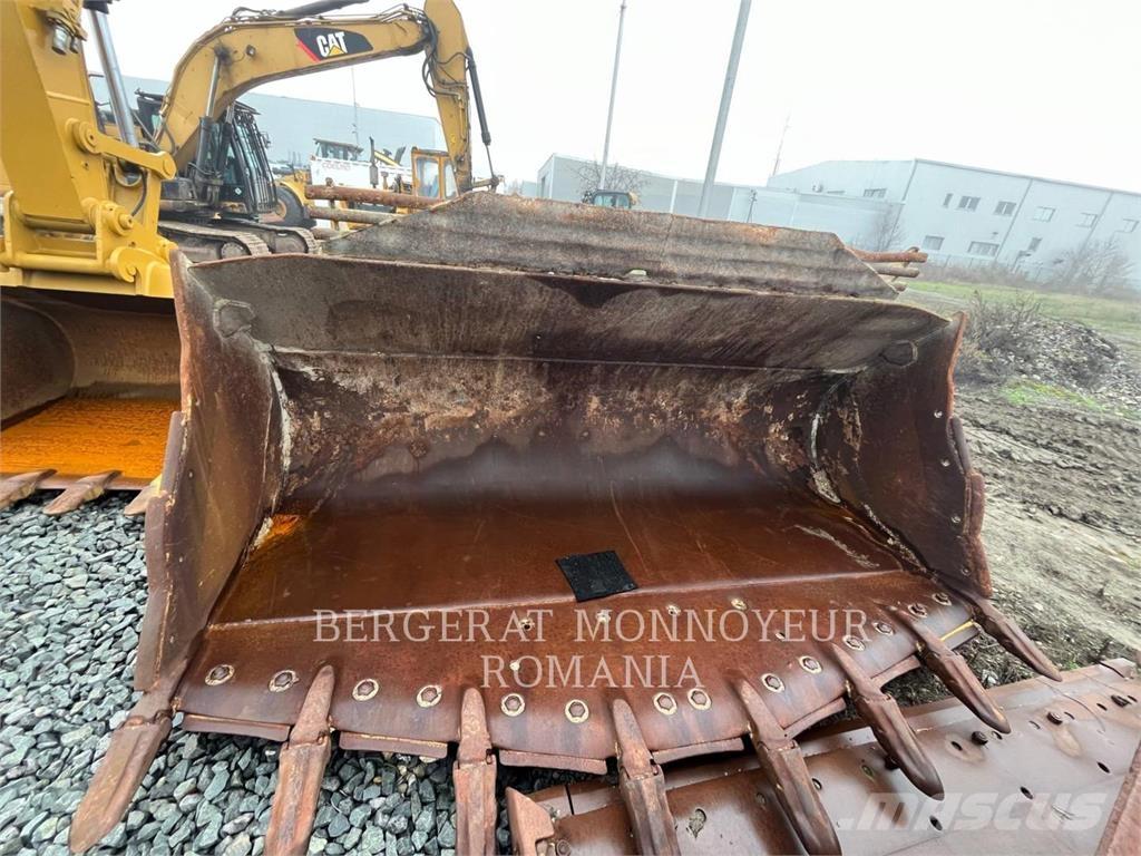 CAT 966M Utovarivači na točkove