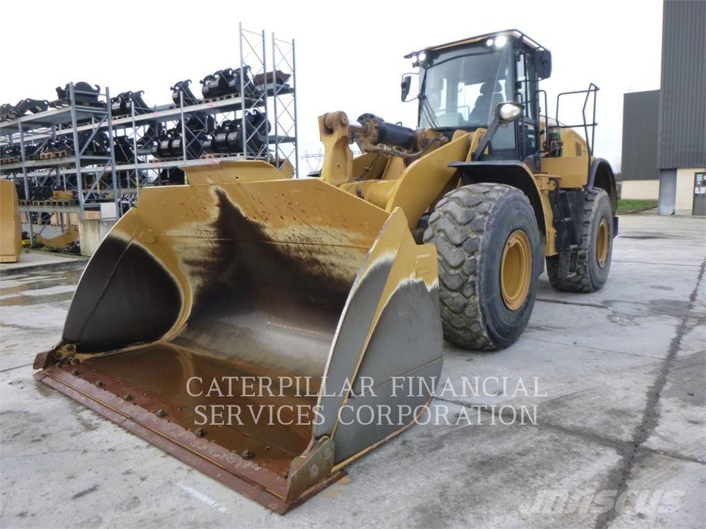 CAT 972M Utovarivači na točkove