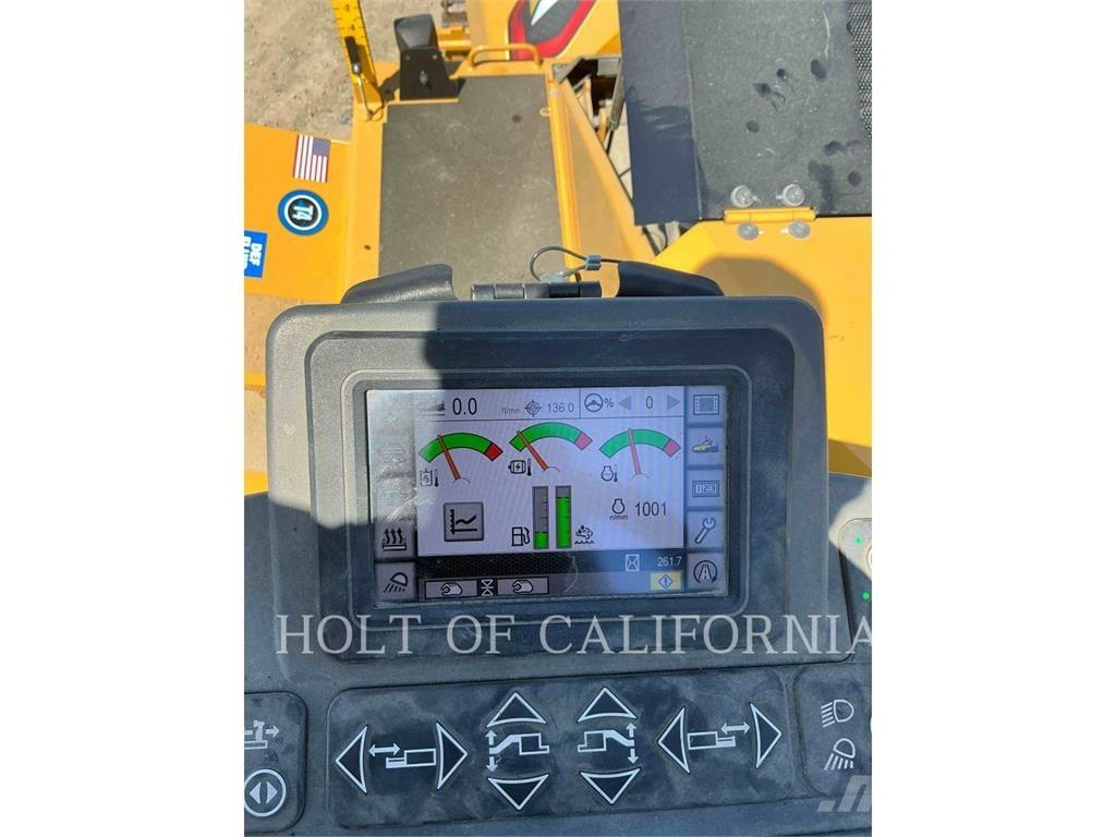 CAT AP1055 Asfaltni finišeri