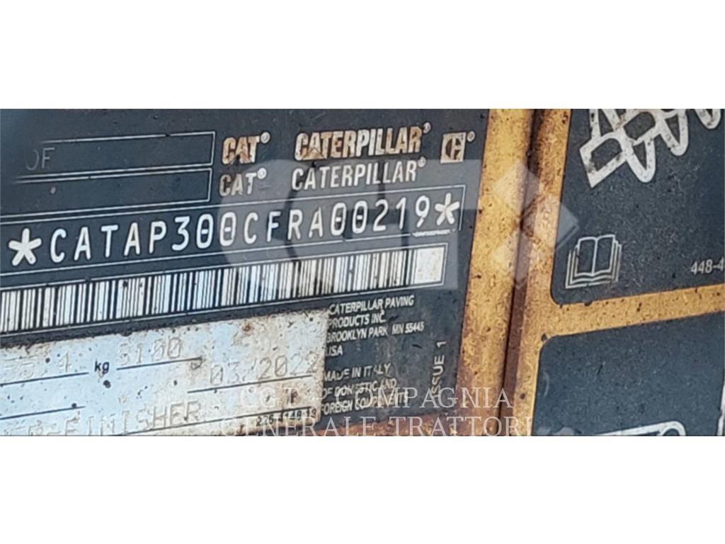 CAT AP300F Asfaltni finišeri