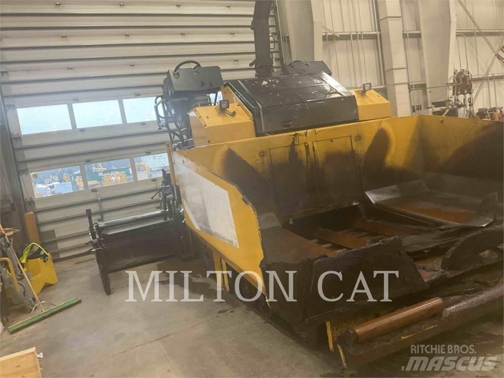 CAT AP555E Asfaltni finišeri