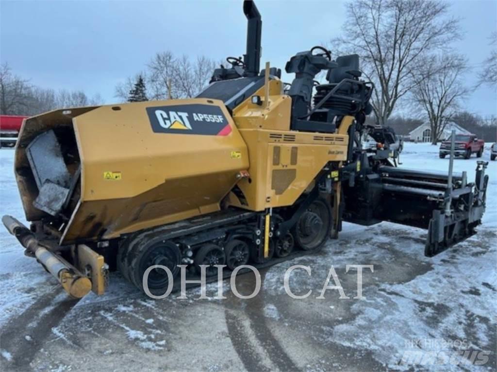 CAT AP555F Polovne bitumen prskalice