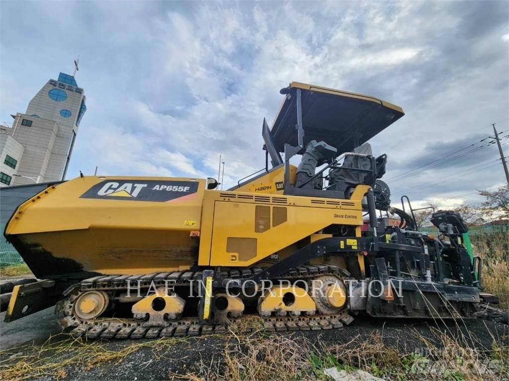 CAT AP655F Asfaltni finišeri