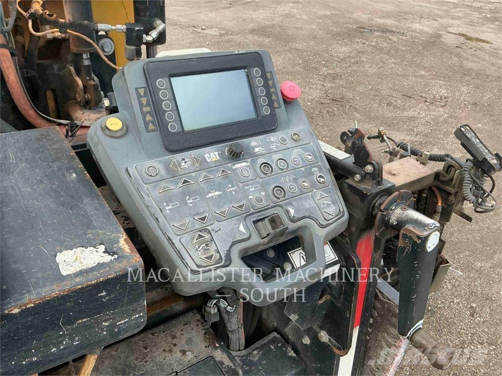 CAT AP655F Asfaltni finišeri