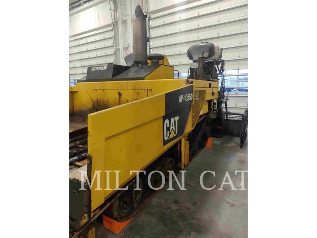 CAT BG-2455D Asfaltni finišeri