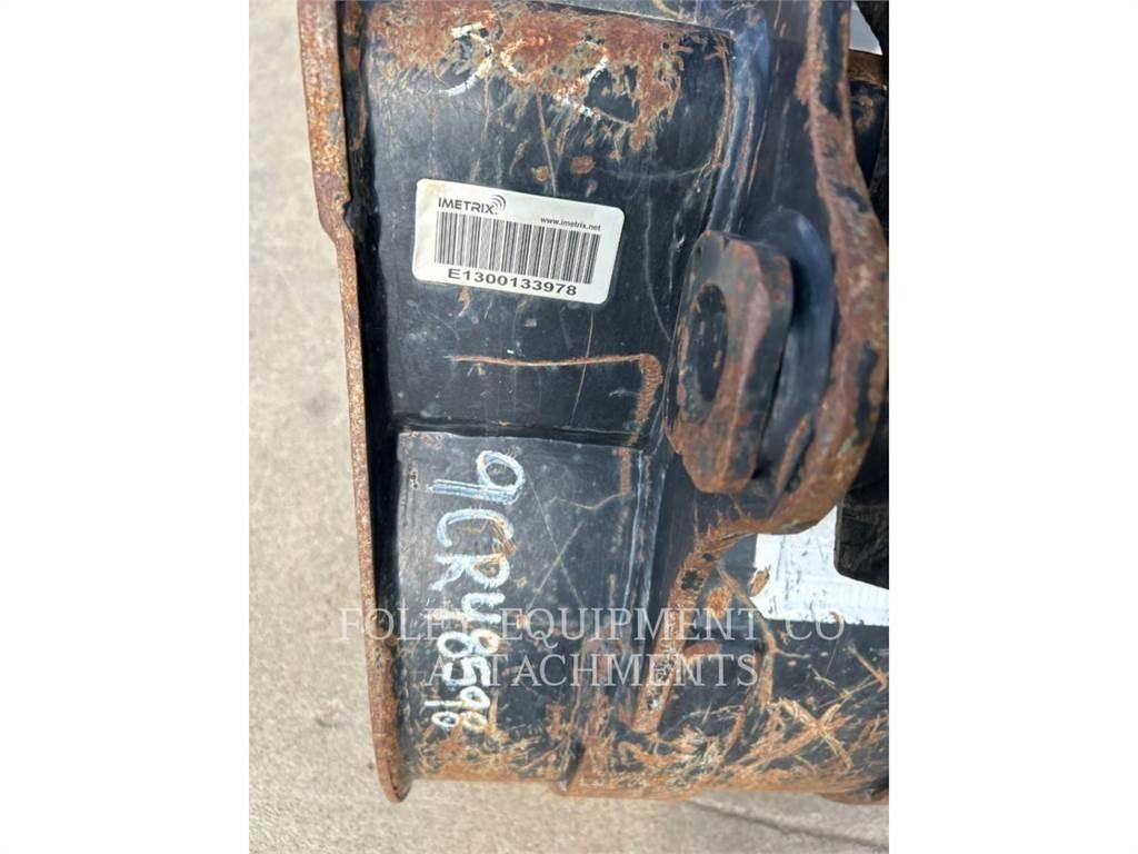 CAT BK302P20 Bageri guseničari