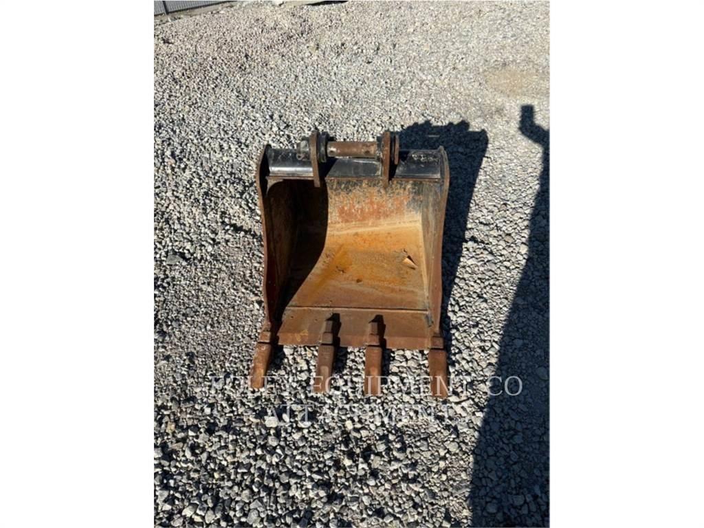 CAT BK303P24 Bageri guseničari