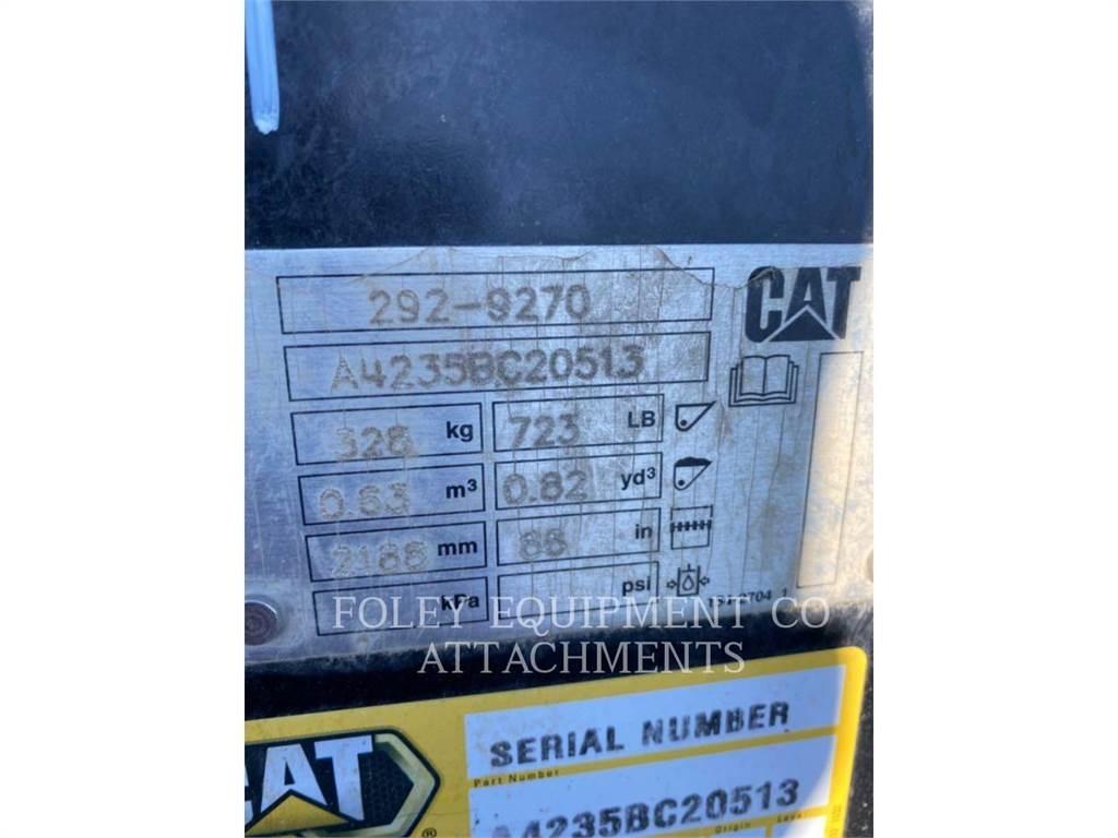 CAT BKSSLGP86S Skid steer mini utovarivači