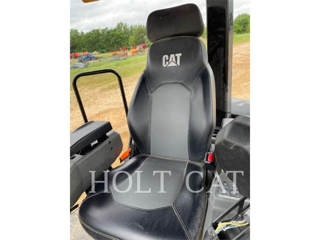 CAT CB10 Valjci sa jednim bubnjem