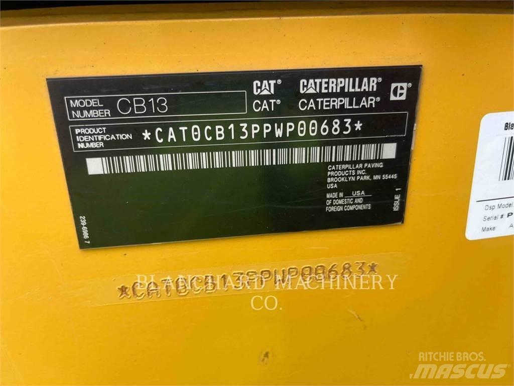 CAT CB13 Valjci sa duplim bubnjem