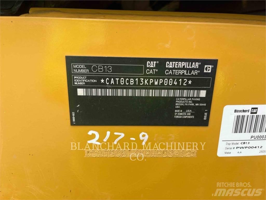 CAT CB13 Valjci sa duplim bubnjem