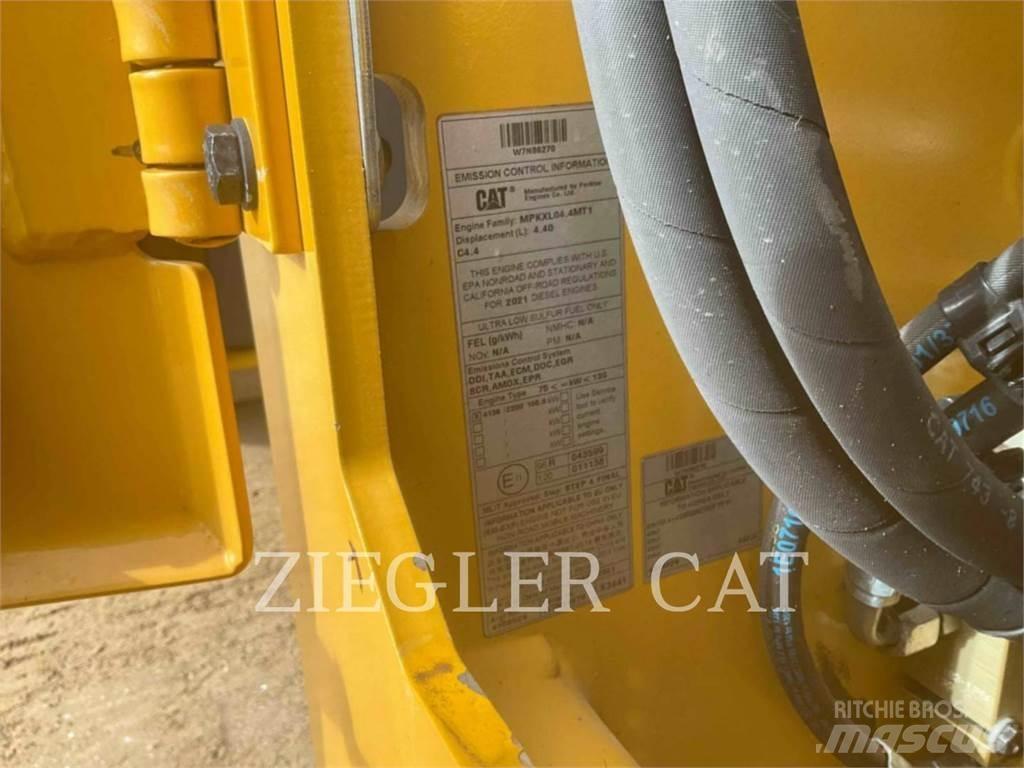 CAT CB13 Nabijači zemlje