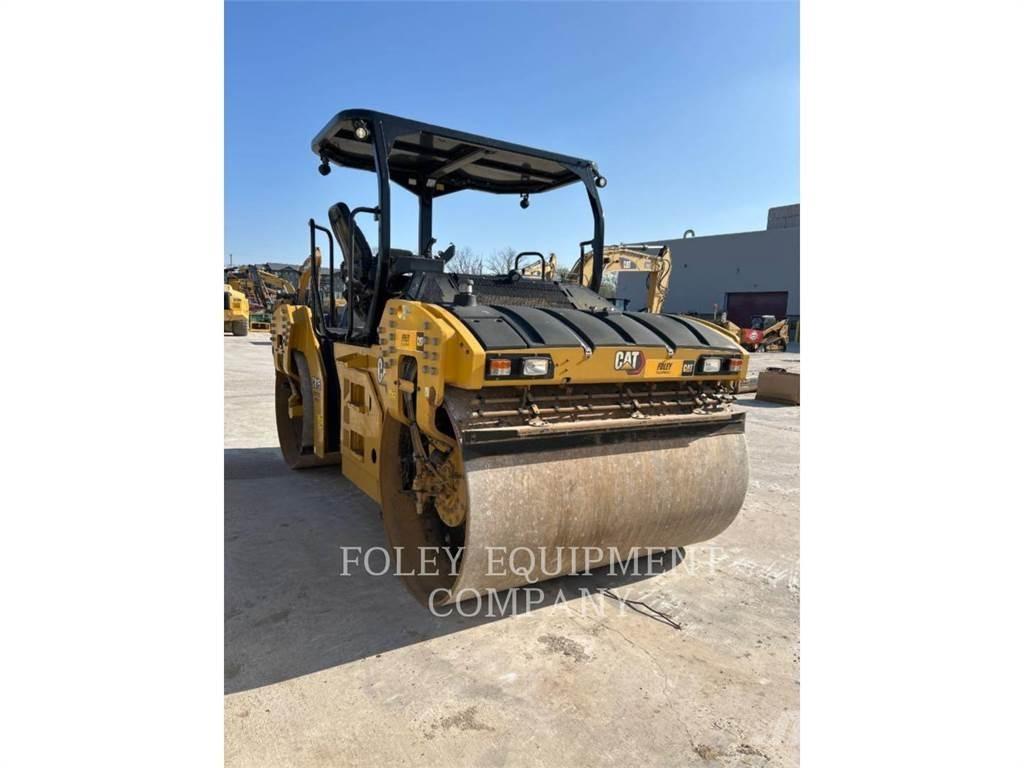 CAT CB15 Nabijači zemlje