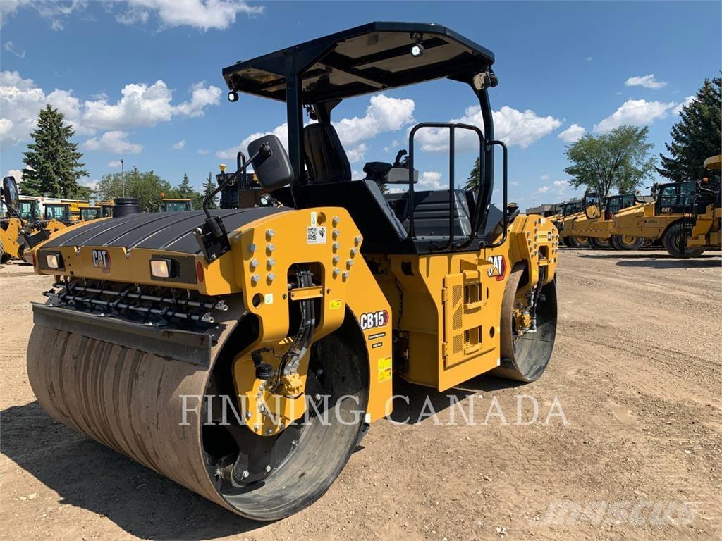 CAT CB15 Valjci sa duplim bubnjem