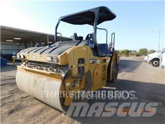 CAT CB15 5A Valjci sa duplim bubnjem
