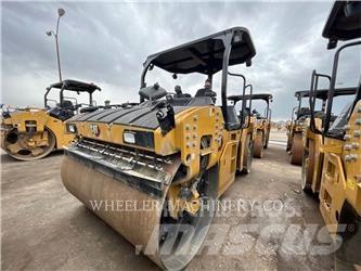 CAT CB15 CW VV Valjci sa duplim bubnjem