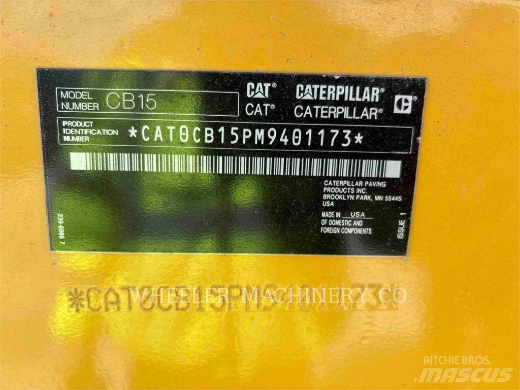 CAT CB15 CW VV Valjci sa duplim bubnjem