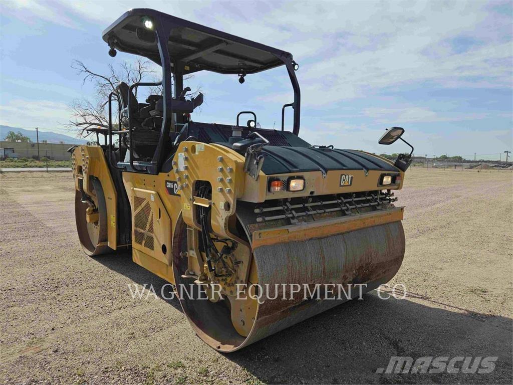 CAT CB16 Asfaltni finišeri