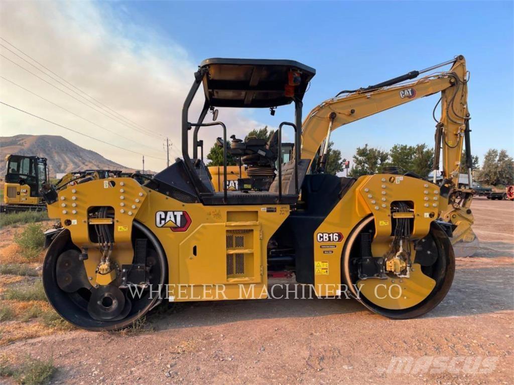 CAT CB16 CW VV Valjci sa duplim bubnjem