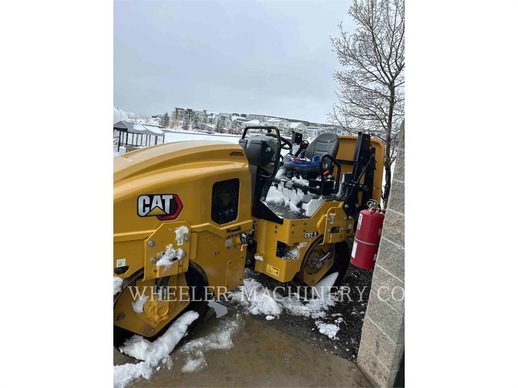 CAT CB2.5 Valjci sa duplim bubnjem