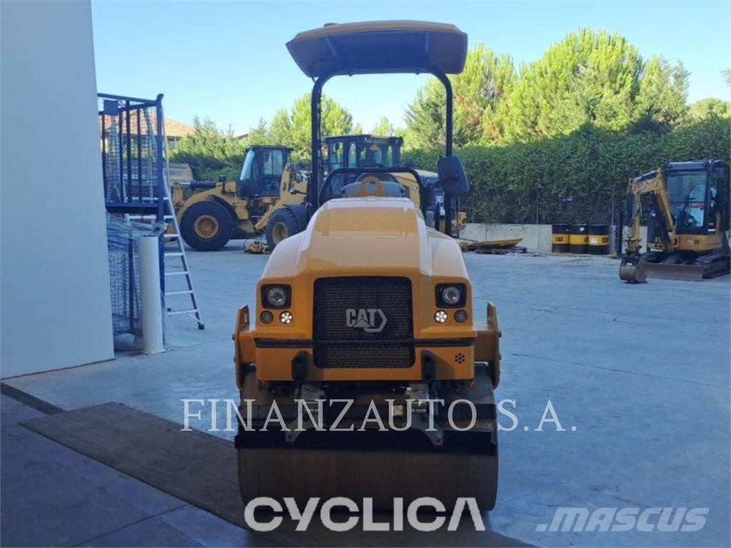 CAT CB2.7 Valjci sa duplim bubnjem